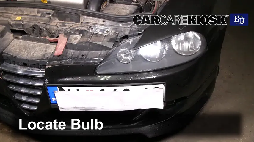2007 Alfa Romeo 147 T.Spark 1.4L 4 Cyl. Lights Turn Signal - Front (replace bulb)